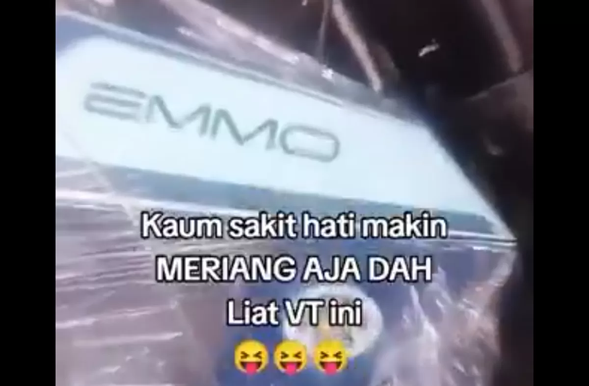 Harga dan Spesifikasi motor listrik Emmo JVX GT (Twiiter @MiskinTV_)