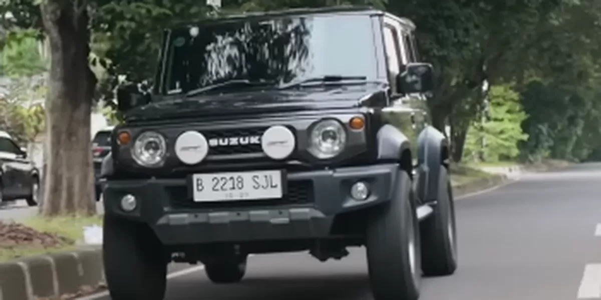 Tampilan Suzuki Jimny. (Tangkapan layar youtube@DenDimas)