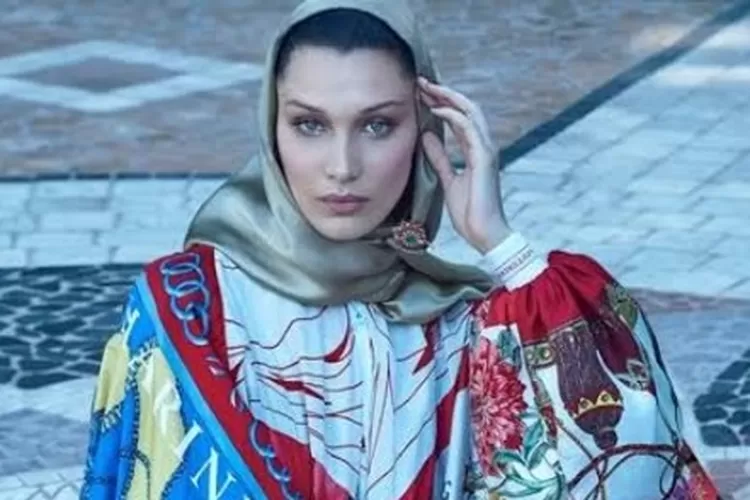 Bella Hadid diketahui sebagai model Internasional yang teguh mendukung Palestina.