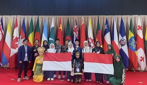 Santriwati Pesantren Al-Hamidiyah Depok Wakili Indonesia di AYIMUN Thailand