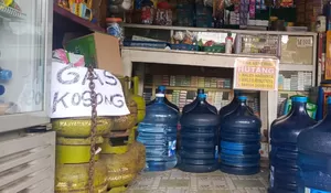 Pengecer Gas 3 Kilogram di Depok Disetop, Pedagang: Jangan Sulitkan Rakyat Kecil