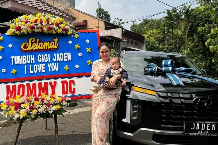 Denise Chariesta beri Hadiah ini usai anaknya tumbuh gigi (Sumber : Instagram @jadenbowenyap)