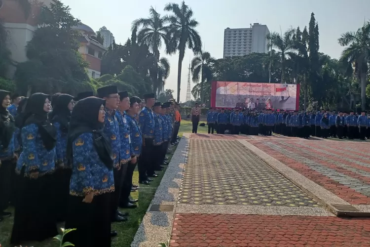 ILUSTRASI : ASN Kota Depok usai melaksanakan apel pagi di Balaikota Depok. (ANDIKA EKA/RADAR DEPOK)