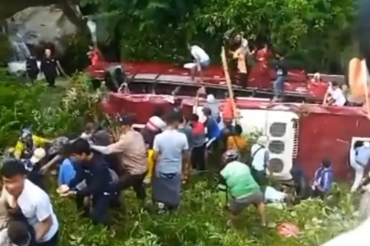 Pihak Kepolisian Buka Suara Terkait Kronologi Kecelakaan Bus Guci Tegal ...