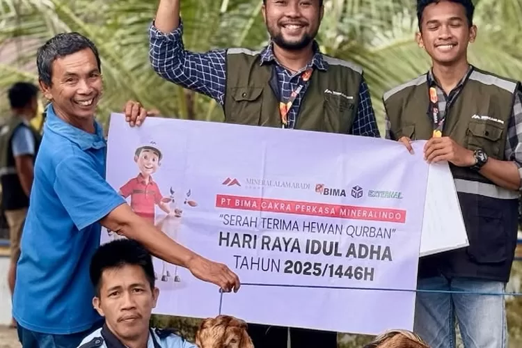 MAA Group, lewat unit usahanya PT BCPM salurkan hewan kurban untuk masyarakat lingkar tambang