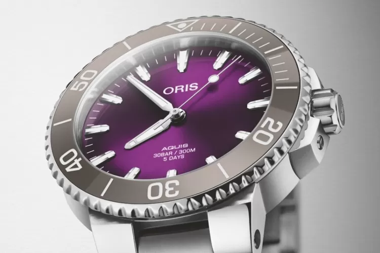 Jam Tangan Oris Dawns a Violet Aquis untuk Edisi Tahunan Holstein