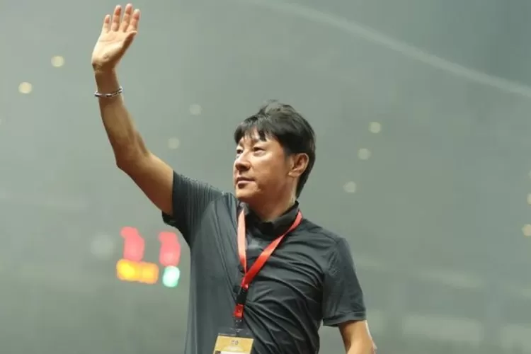 Potret Pelatih Timnas Indonesia, Shin Tae-yong yang resmi dipecat PSSI pada Senin, 6 Januari 2025. (Instagram.com/@shintaeyong7777)