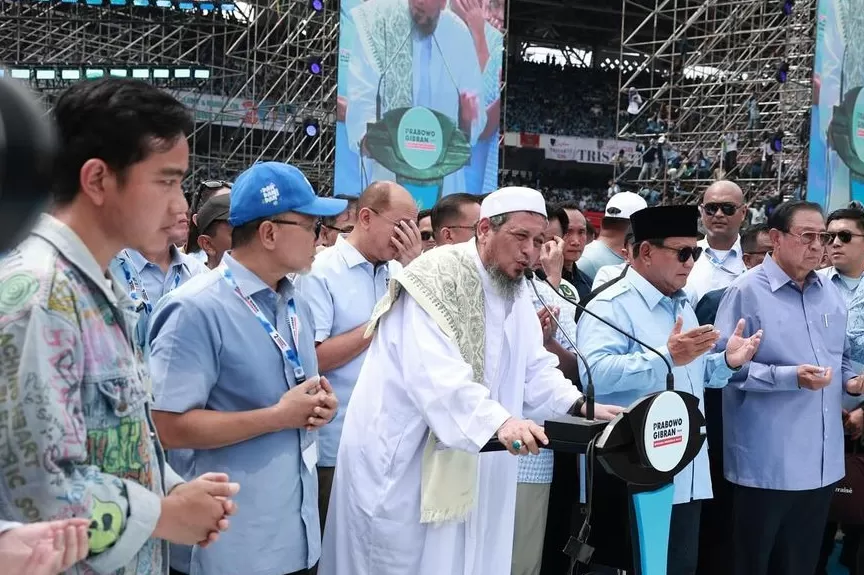 Prabowo Subianto-Gibran Rakabuming Raka bersama para pendukung di GBK. (Foto: Dok. Prabowo Subianto)