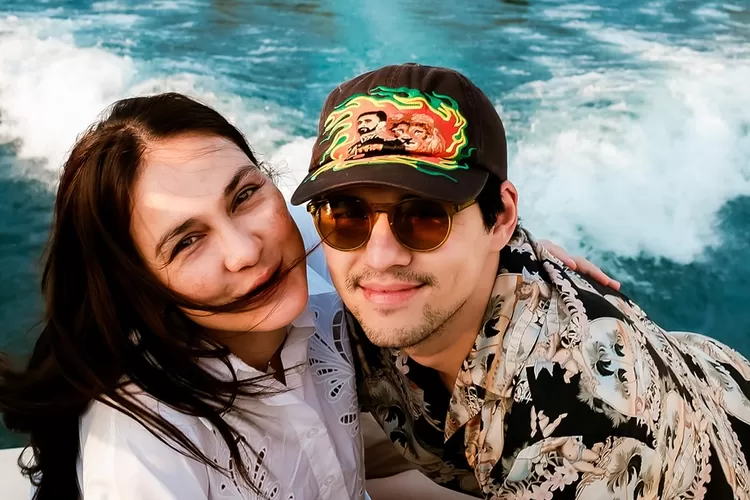 Luna Maya dan Maxime Bouttier sempat berkunjung ke Lake Como, Italia (Foto: Gorajuara/ Instagram/ @lunamaya)