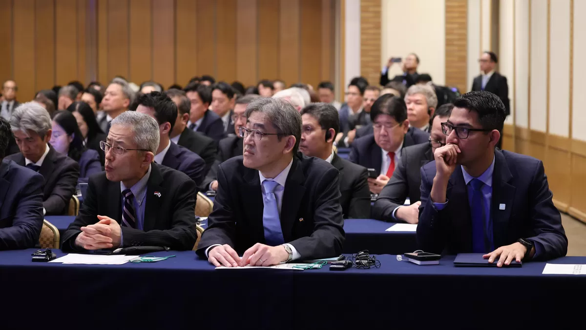 Para pengusaha Jepang mendengarkan pemaparan Presiden RI Prabowo Subianto saat acara Business Forum di Tokyo, Jepang, Senin (30/3/2026). (Kalimantansatu.com/Dok. Bakom RI)
