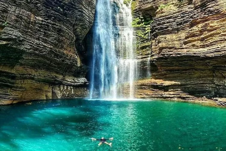 Menikmati Keindahan Alam di Magelang, Curug Silawe, Goa Slandak, dan Candi Selogriyo: Destinasi Wisata Liburan Tahun Baru 2024.
