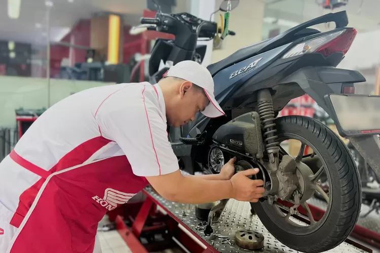 AHASS meluncurkan program aMayzing berupa servis spesial bagi seluruh pengguna motor Honda.