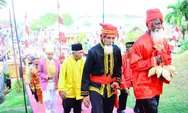 Tradisi di Banggai: Jasrun Dani, Maskot Festival Malabot Tumbe dan Pemeran Pengantar Tumpe Burung Maleo Ke Keraton Banggai