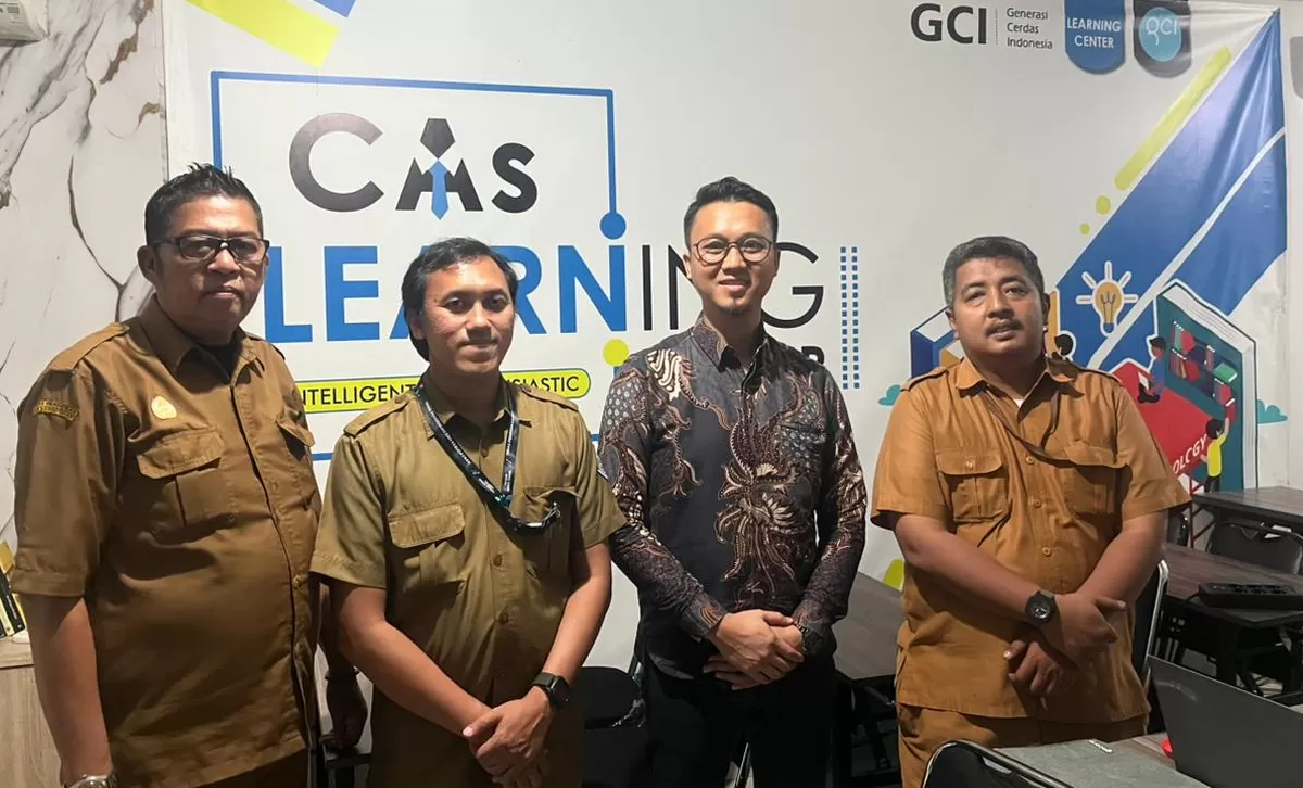 Tim visitasi dari Dinas Pendidikan Tangsel. (Ist)