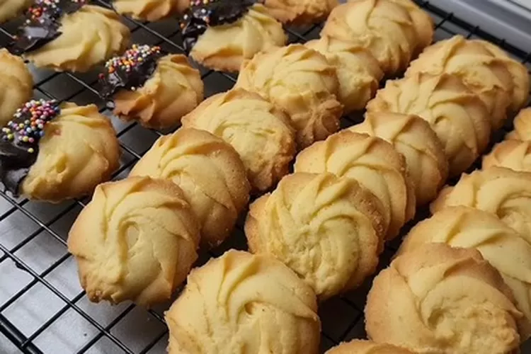 Ternyata Gak Perlu Bahan Impor, Ini Resep Danish Butter Cookies, Kue ...