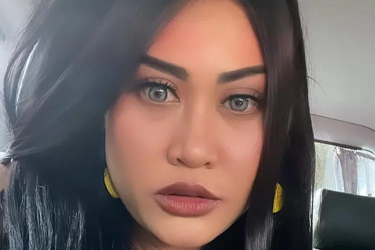 Boiyen cerita soal hubungannya dengan Rully Anggi Akbar hingga akhirnya menikah (Foto: Gorajuara/ Instagram/ @boiyenpesek)