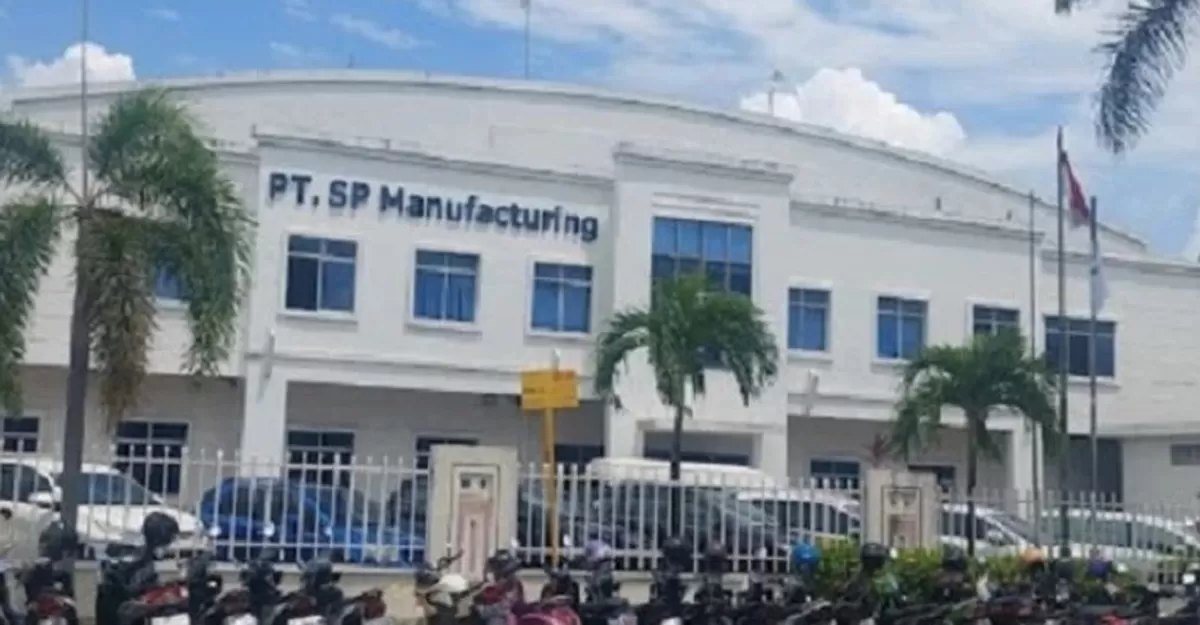 Lowongan Kerja Sebagai Operator Produksi 