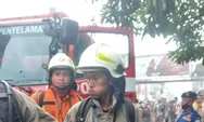 Gercep! Diskar PB Kota Bandung Berhasil Padamkan Kebakaran Pasar Baru