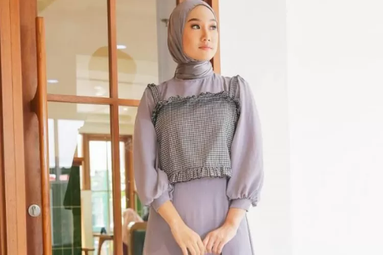 Dress sales vintage hijab