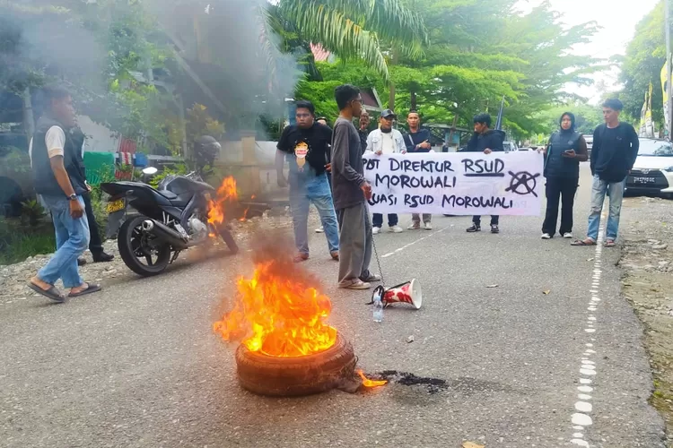 GRD KK Morowali gelar aksi demonstrasi di kantor Dinkes Morowali (One-Metrosulteng)