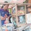 Sadar Digitalisasi Keuangan, Pedagang Keliling di Jombang Ini Sediakan Layanan Pembayaran QRIS