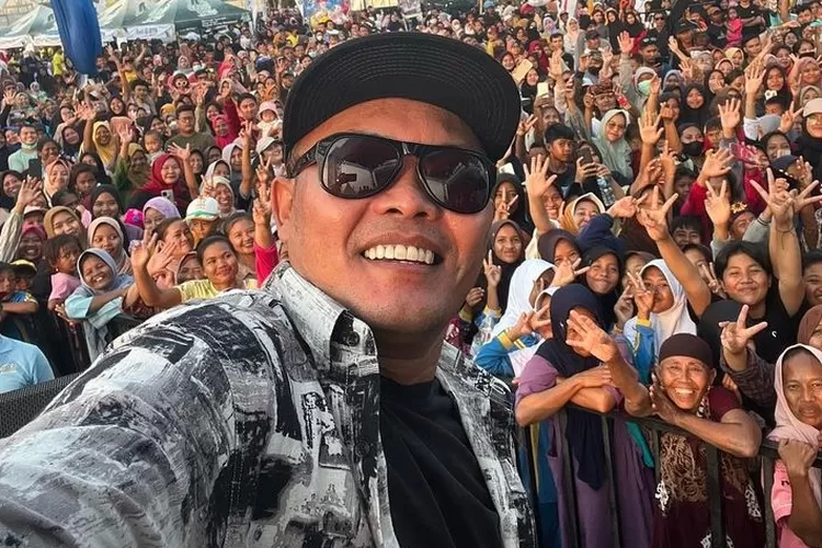 Sule mengaku pernah dikirimi santet berupa teror belatung dan juga pocong (Instagram)