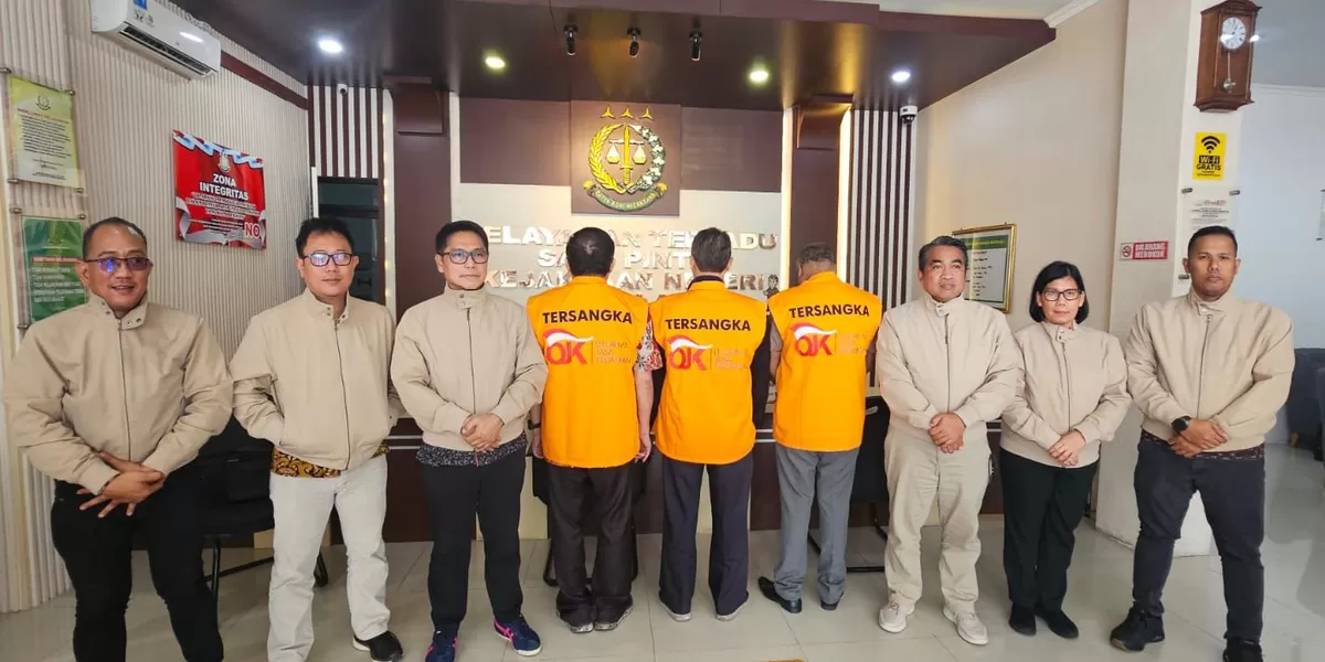 Otoritas Jasa Keuangan (OJK) menuntaskan penyidikan tindak pidana pasar modal berupa transaksi semu atau menyesatkan atas perdagangan saham PT Sriwahana Adityakarta, Tbk (SWAT) dan melimpahkan berkas perkara tersebut kepada Jaksa Penuntut Umum. (Kalimantansatu.com/Dok. OJK)