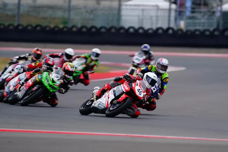 Pebalap Astra Honda Racing Team (AHRT) kembali akan balapan di Asia Road Racing  Championship 2024. (Diki Wahyudi)