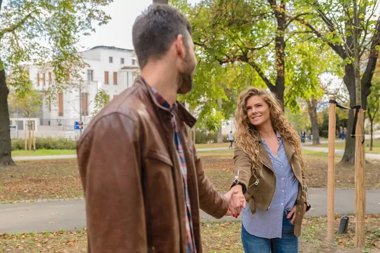 Ramalan bintang Gemini yang berlaku Selasa 18 Juni 2024 (Ilustrasi - pexels/Vera Arsic)