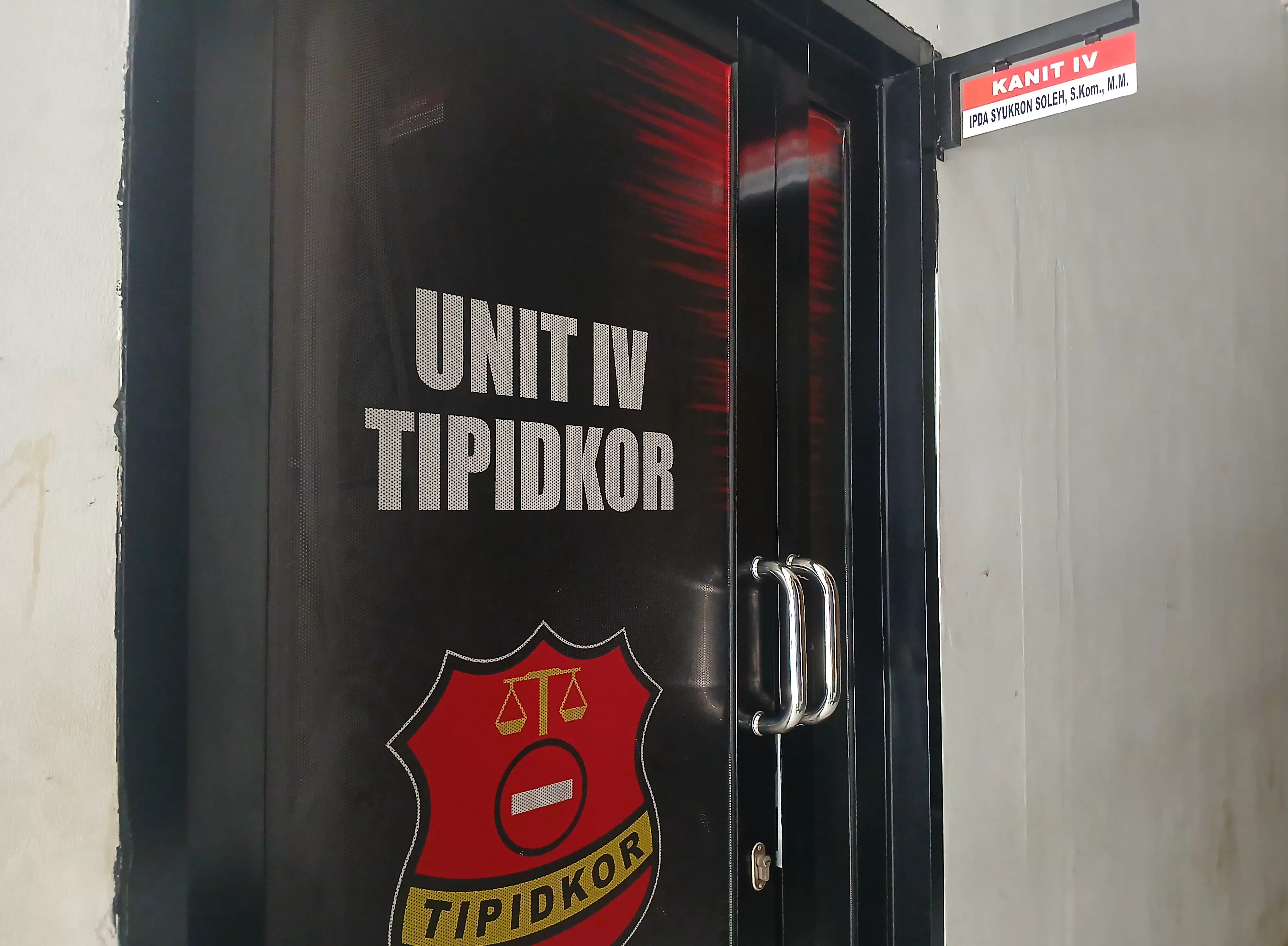 Kades Cikujang Sukabumi Resmi Tersangka Kasus Korupsi Kerugian Negara Rp500 Juta (Dian)