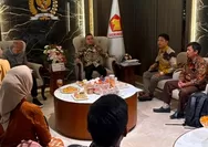 Minta Kepastian Status Pegawai, Guru Honorer Lakukan Audiensi ke DPR RI
