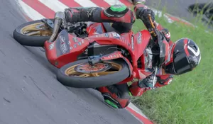 Tim Balap Honda Daya Jayadi Racing Team Amankan Poin Penting di Seri Kedua MotoPrix Tasikmalaya  