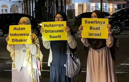 Sawit dan Karhutla Tak Lagi Soal Lingkungan, Isu SARA Ikut Menyeruak