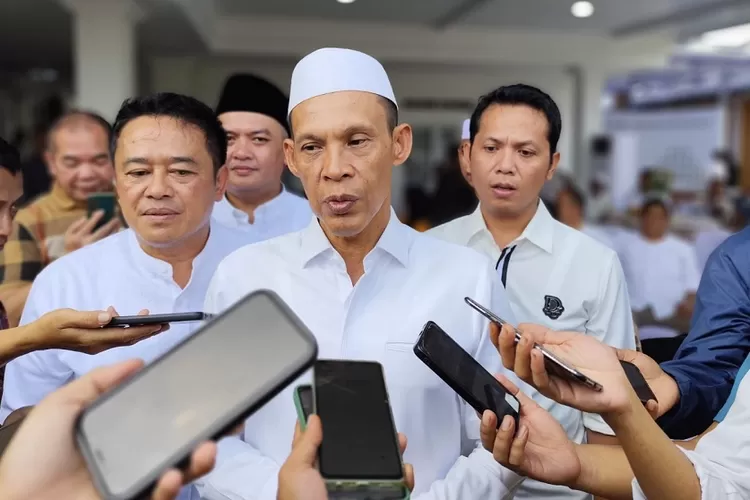 Wabup Bogor Jaro Ade memberikan keterangan pada awak media. (ISTIMEWA)