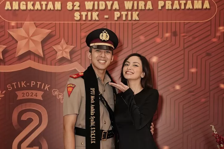 Valerie Tifanka hadiri acara wisuda Mochammad Andhika dari STIK - PTIK (Foto: Gorajuara/ Instagram/ @valtifanka)