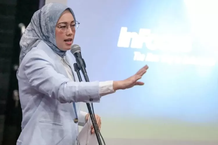 Bupati Anne Ratna Mustika saat hadiri acara Workshop Digital yang digagas oleh anak-anak muda Purwakarta kreatif. (Instagram@anneratna82)