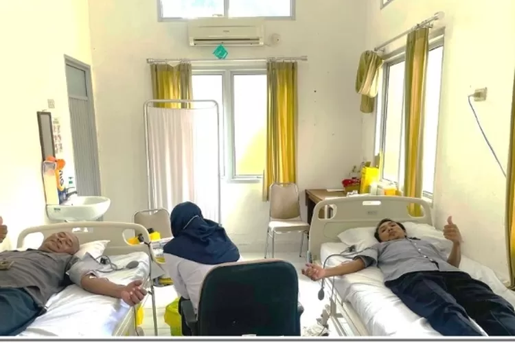 program donor darah di Klinik Pratama Kesehatan, Desa Sembawa, Kabupaten Banyuasin.
