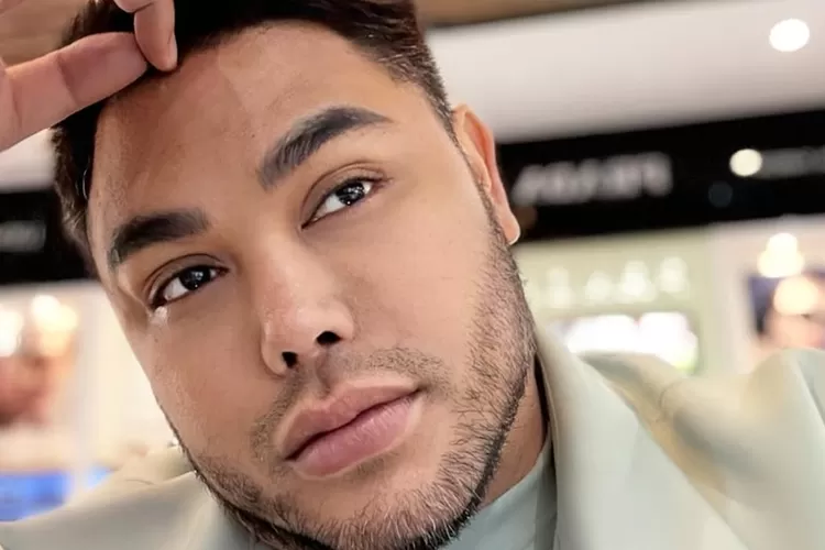 Ivan Gunawan curhat soal brand hijabnya yang dibajak pihak tidak bertanggung jawab (Foto: Gorajuara/ Instagram/ @ivan_gunawan)