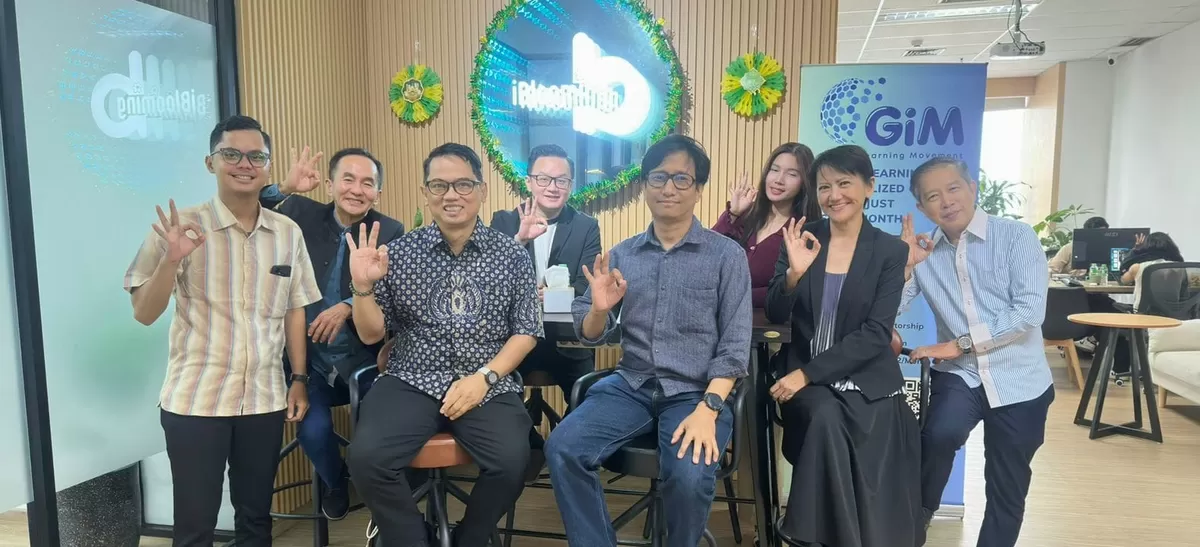 OKOCE Indonesia dan Iblooming Jalin Kerja Sama, Kembangkan Kewirausahaan Berbasis AI dan Edukasi Digital - WartaPesona.com