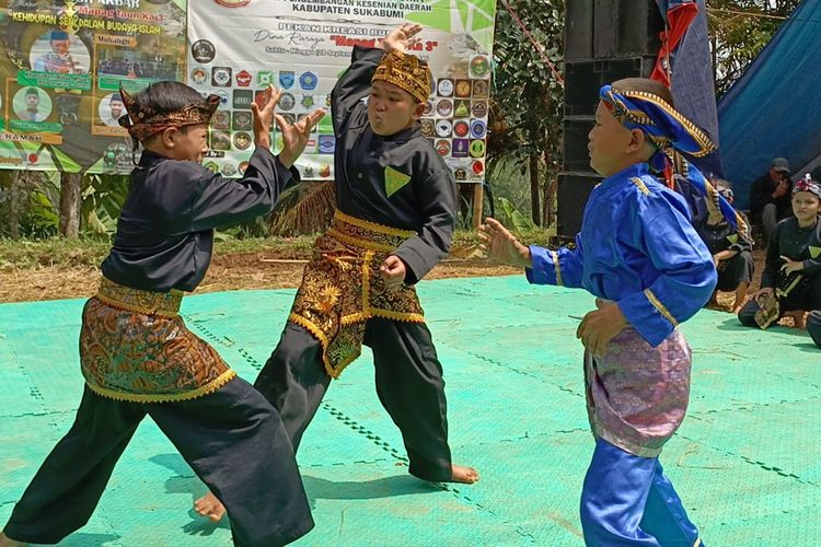 Pekan Kreasi Budaya Peringati Milangkala ke-3 Sanggar Seni Cengkok Wijayakusuma Nagrak Sukabumi 