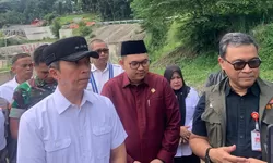 Mobilitas Warga Terhambat, Pemkot Bogor Percepat Perbaikan Jalan Batutulis yang Terdampak Longsor