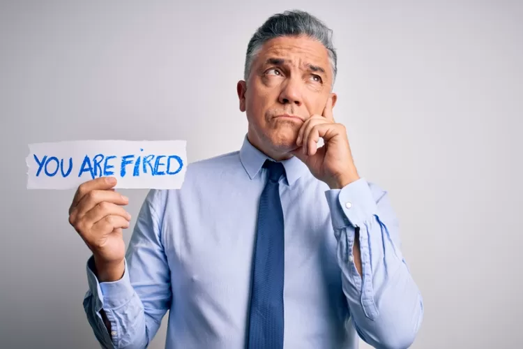 Tegas! Kemenkominfo Akan Memecat Pegawainya Bila Terbukti Bermain Judi Online (Freepik)