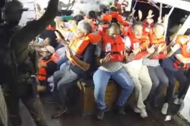 Pasukan Militer Ilegal Israel Menyerbu Kapal Kemanusiaan Handala Yang Akan Kirimkan Bantuan ke Gaza