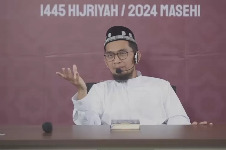 Ustaz Adi Hidayat (Tangkapan Layar YouTube Adi Hidayat Official)