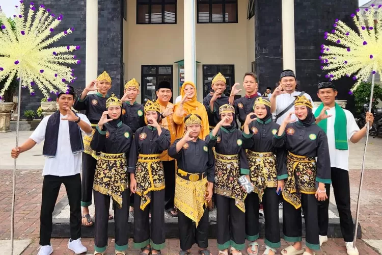 Camat Cinere Mursalim Saimin rencananya akan diberikan bonus kepada kafilah yang telah mendapatkan mendali di MTQ XXIII. (RADAR DEPOK)