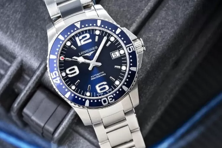 Longines Ketahui Sejarah Perjalanan Tiga Abad dan Ciri Khas Jam