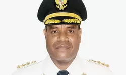 Tolak Ajakan 'Bercocok Tanam' dengan Sang Kakak, Ini Kronologi Cawagub Papua Yeremias Bisai KDRT Istri di Hotel