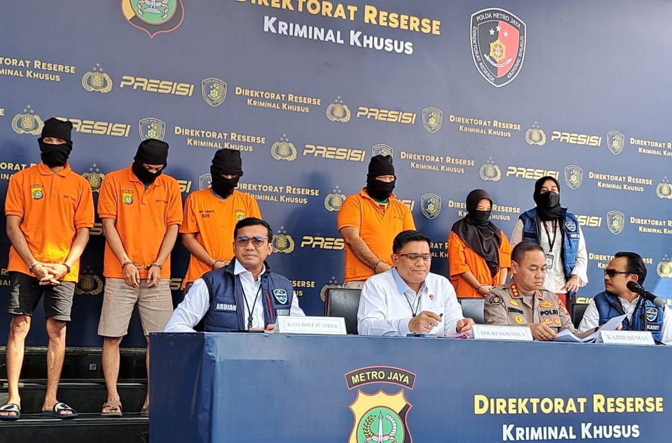 Polisi Kirim Berkas 5 Tersangka Rumah Produksi Film Dewasa Di Jakarta Ke Jaksa Indozone News 