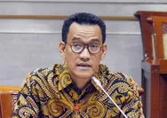 Berkas Perkara Belum Jelas, Refly Harun Ragukan Kasus Ijazah Jokowi Bisa P21