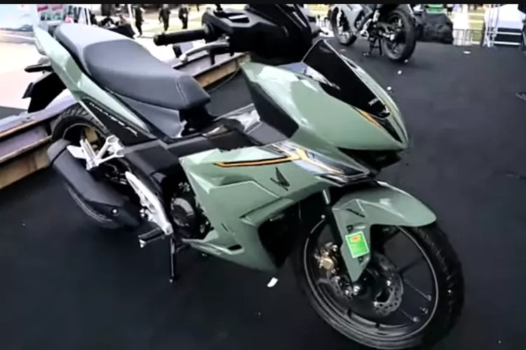 Ungguli Yamaha MX King! Potret Anyar New Honda Supra GTR 2025 Bikin Kesengsem, Adopsi Desain CBR1000RR-R!  (Foto: Tangkapan Layar)